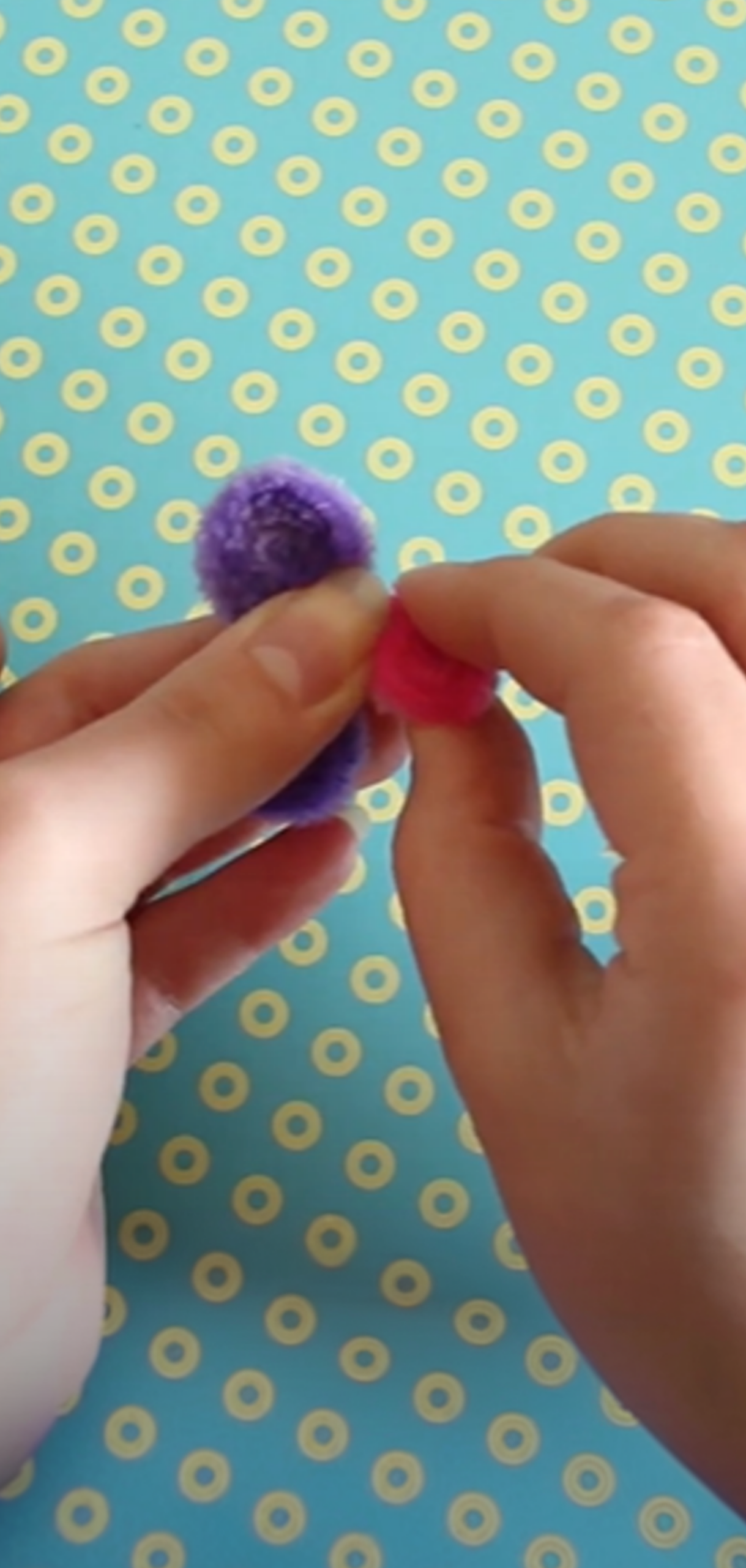 How to Make Pipe Cleaner Butterfly Rings