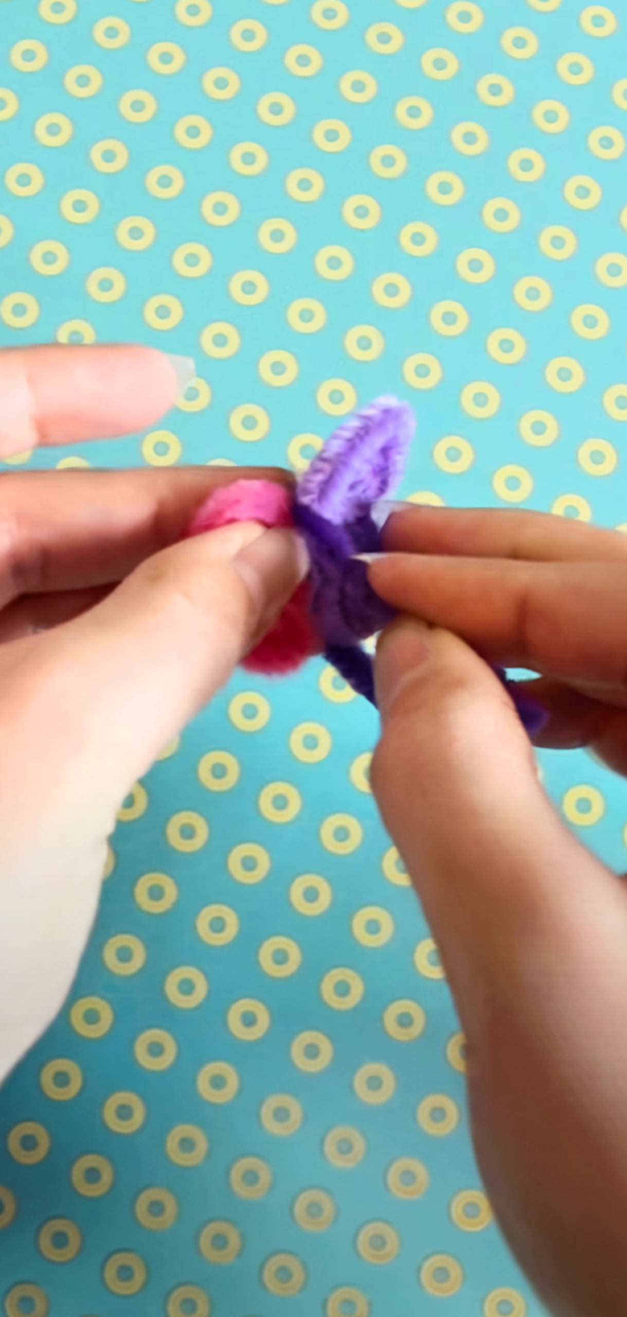 How to Make Pipe Cleaner Butterfly Rings