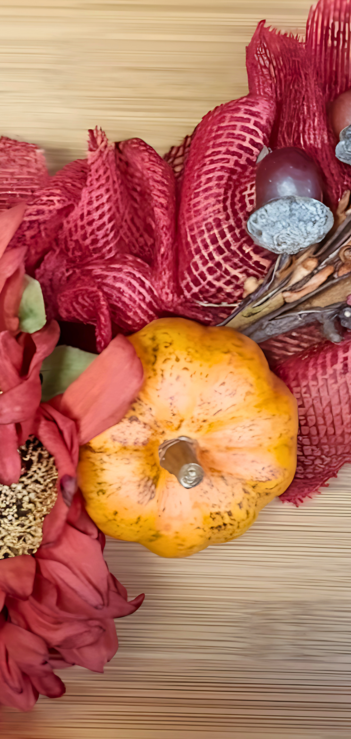 How to Make an Easy Fall Burlap Wreath