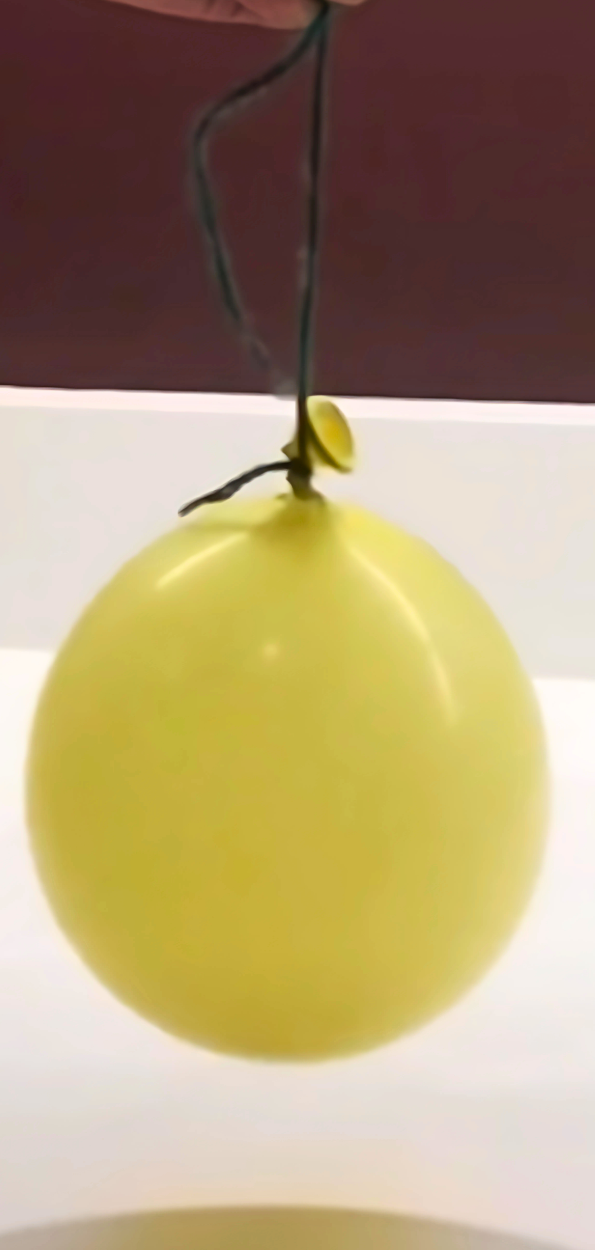 How to Make Yarn Pumpkins Using Balloons
