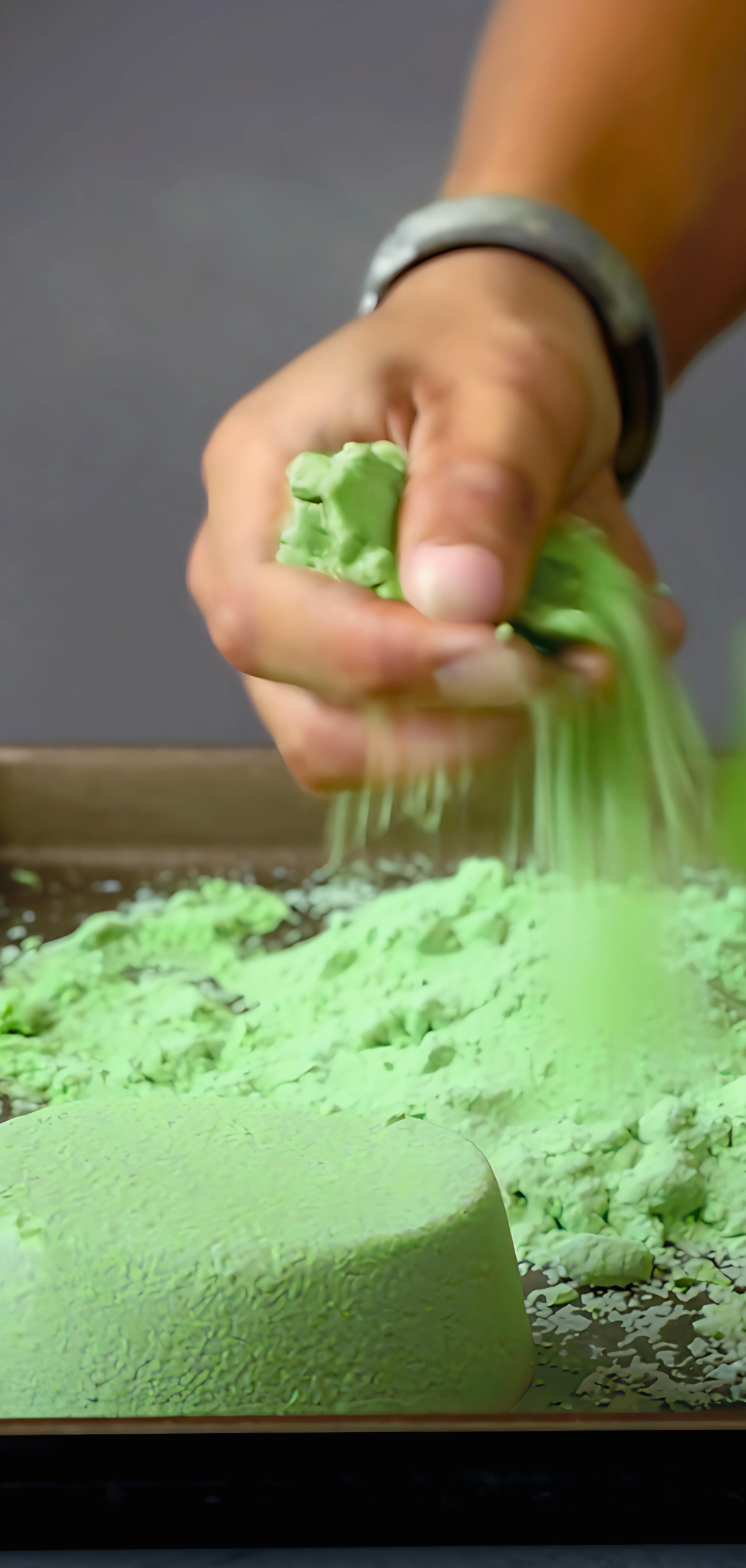 How to Make Moon Sand