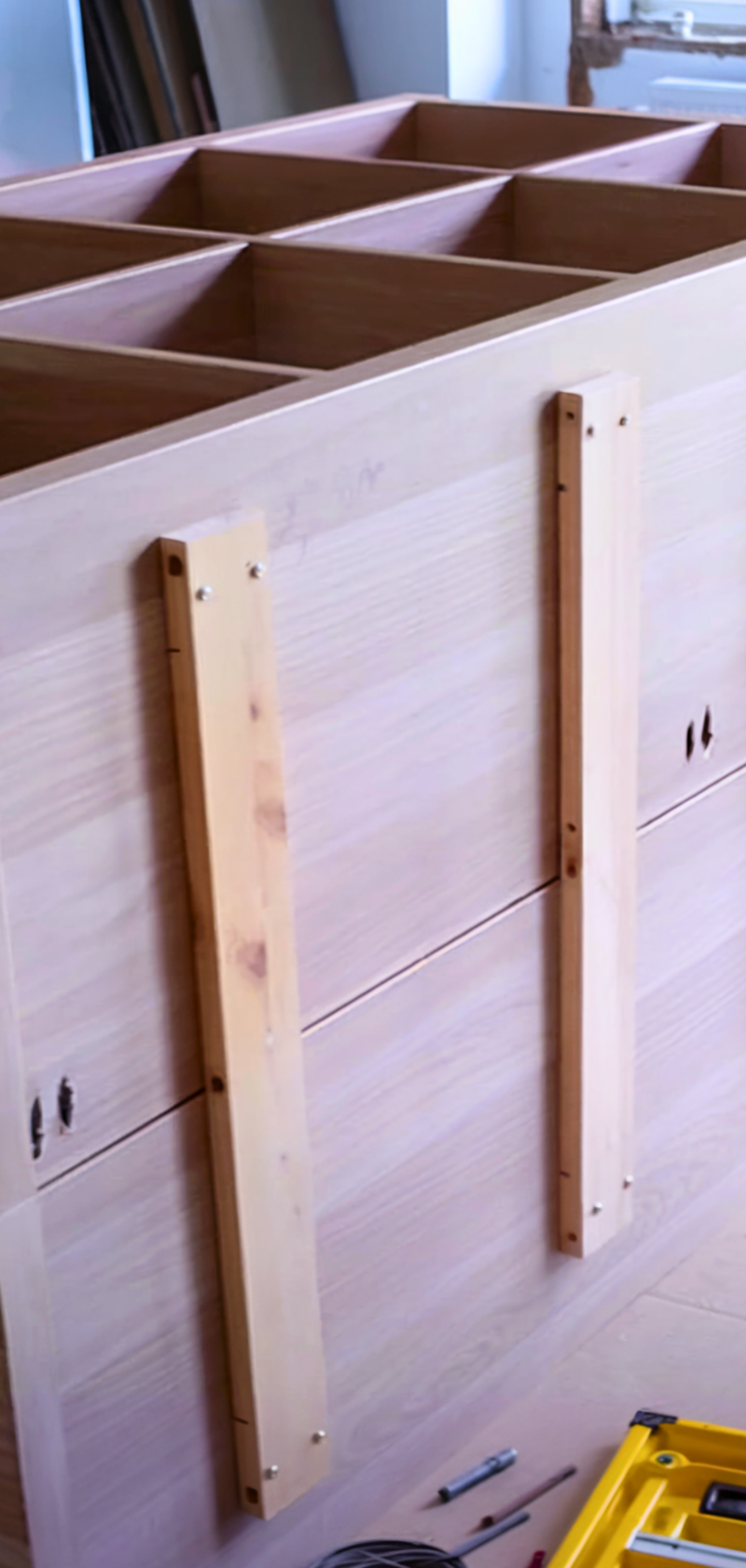 Kallax Hack - Turn a Kallax into a Sewing Table