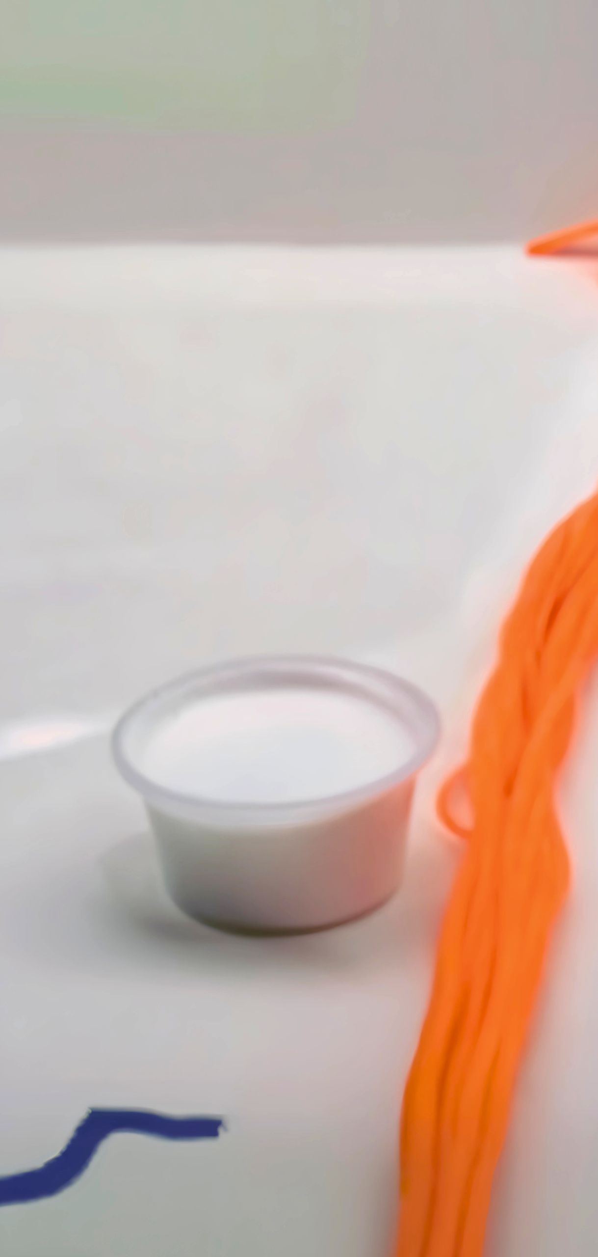 How to Make Yarn Pumpkins Using Balloons