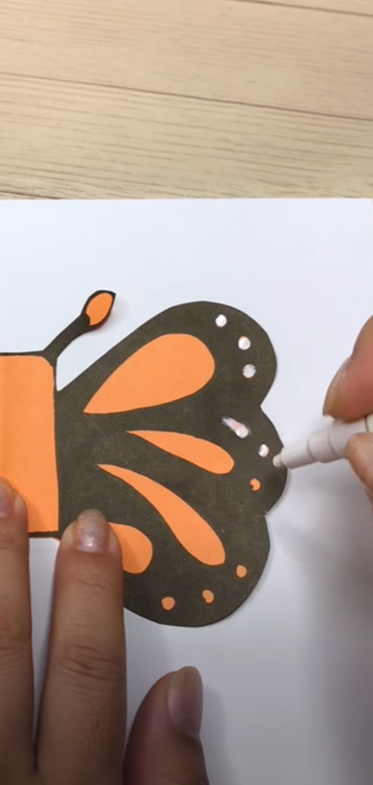 Easy Flapping Butterfly Craft