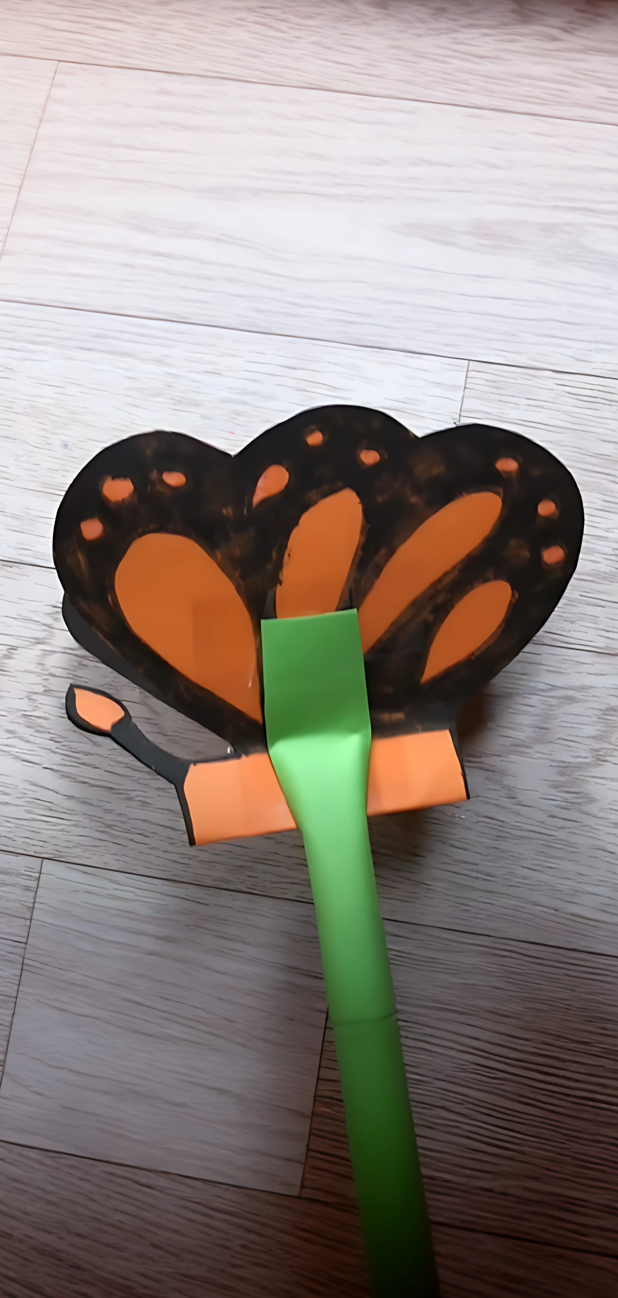 Easy Flapping Butterfly Craft