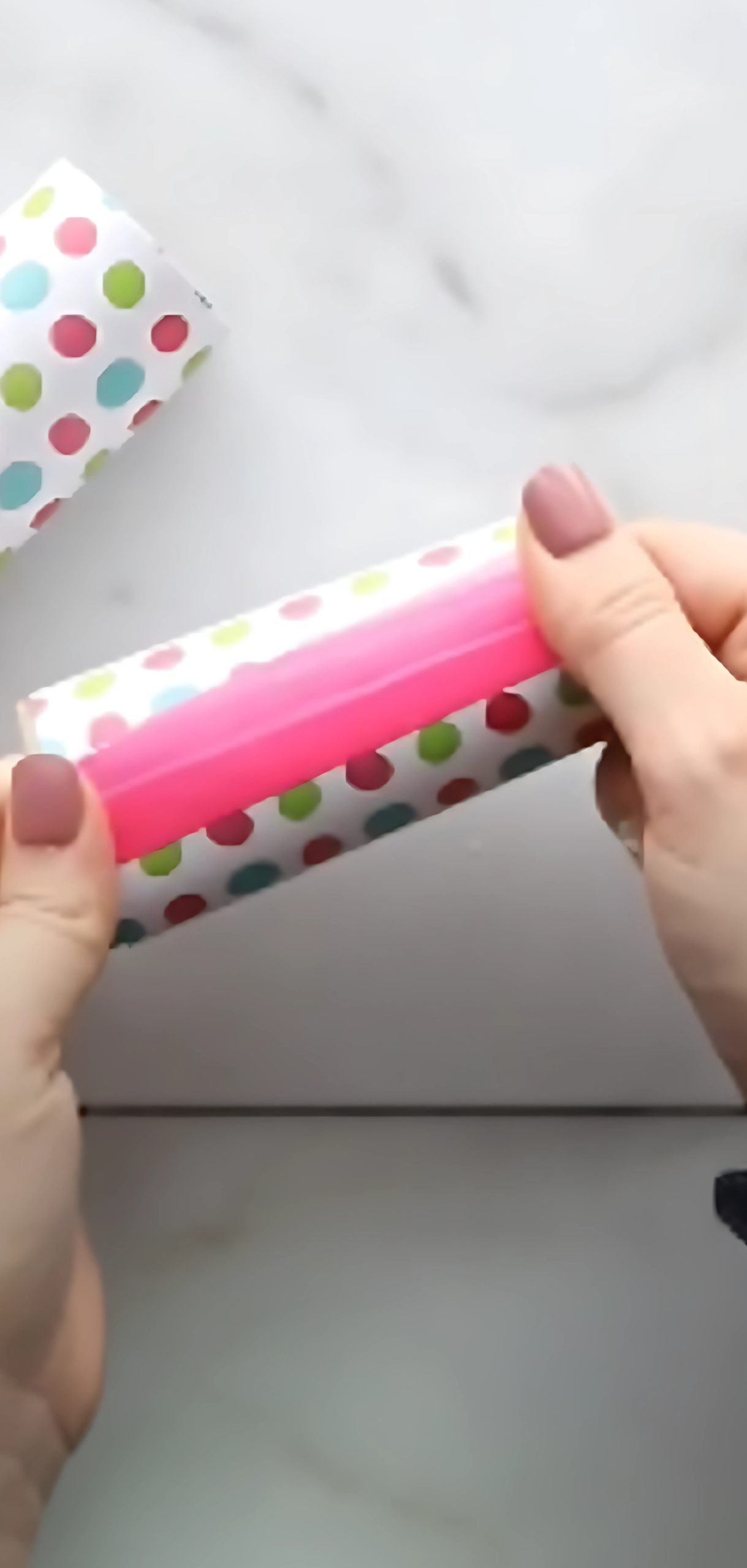 Stunning Pom Pom Shooter