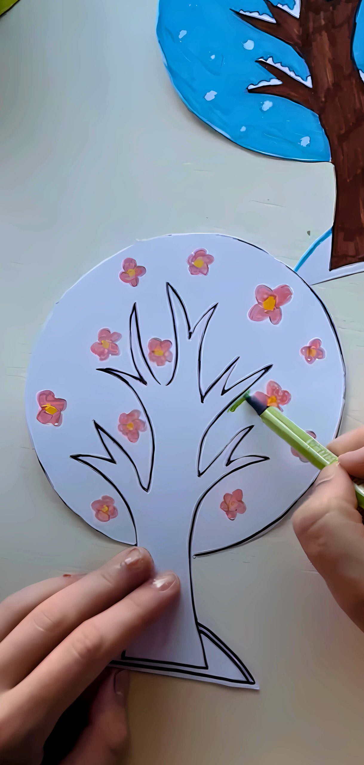 Beautiful Four Seasons Tree Craft