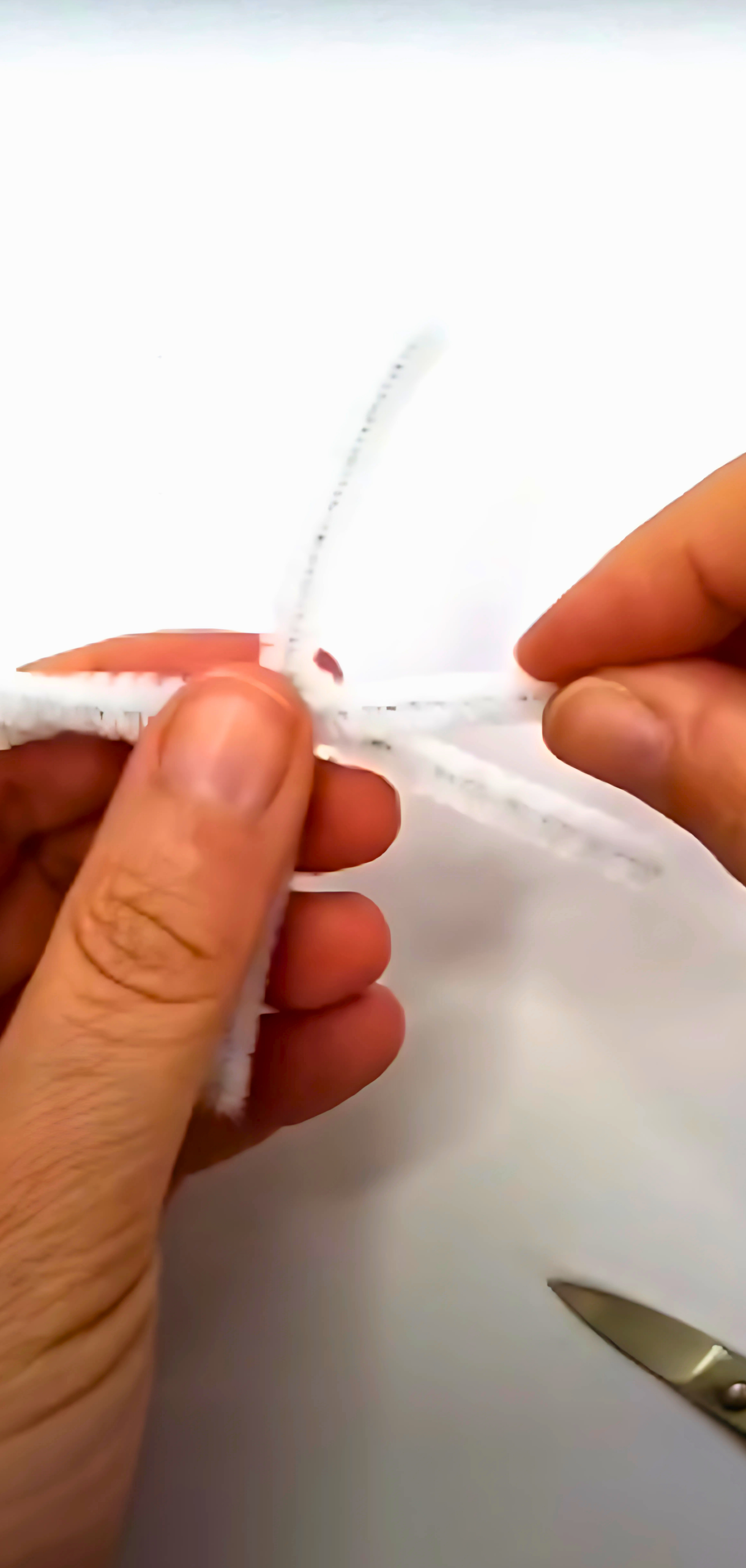 Quick Beaded Pipe Cleaner Snowflakes